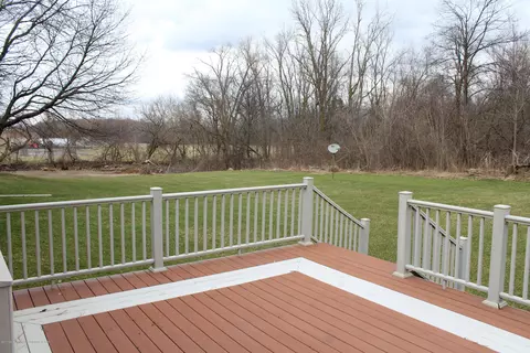 13909 Webster Rd, Bath, MI 48808 photo 25