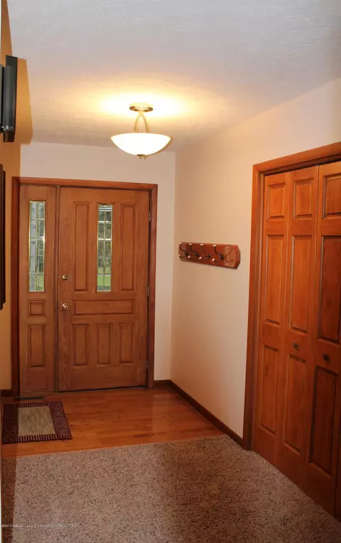 13909 Webster Rd, Bath, MI 48808 photo 4