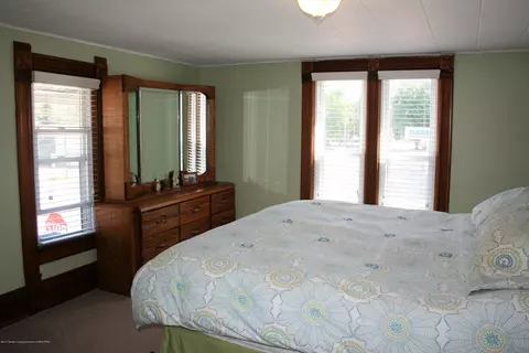 202 S Main St, Perry, MI 48872 photo 16
