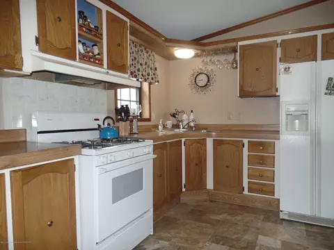 5350 Bradley Rd, Gregory, MI 48137 photo 12