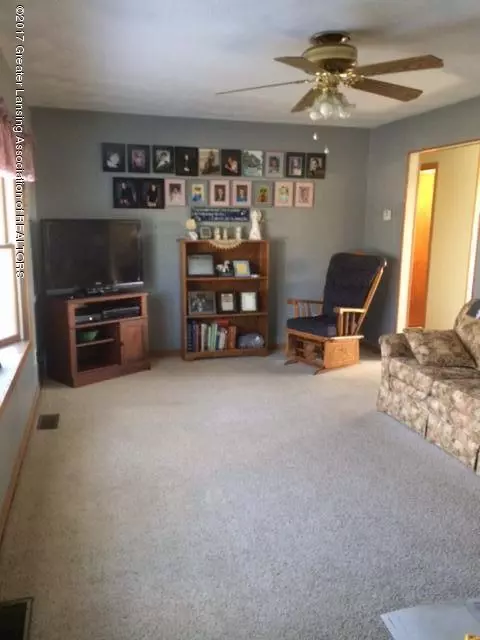 7445 W Maple Rapids Rd, Saint Johns, MI 48879 photo 2