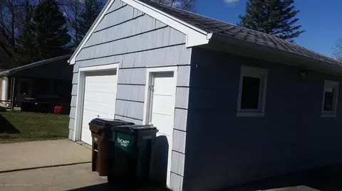 1908 Pleasant View Ave, Lansing, MI 48910 photo 4