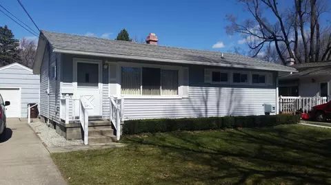 1908 Pleasant View Ave, Lansing, MI 48910 photo 1