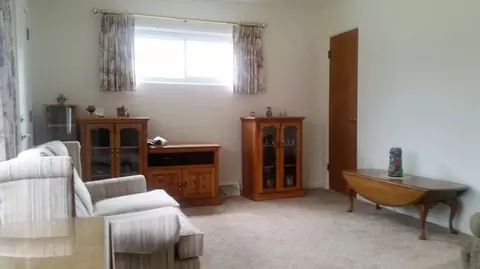 1908 Pleasant View Ave, Lansing, MI 48910 photo 5