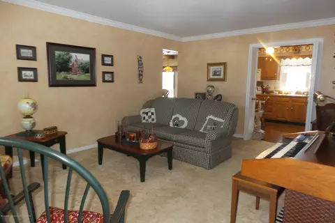 3415 Springbrook Ln, Lansing, MI 48917 photo 4