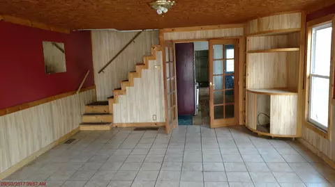 505 Brook St, Eaton Rapids, MI 48827 photo 2