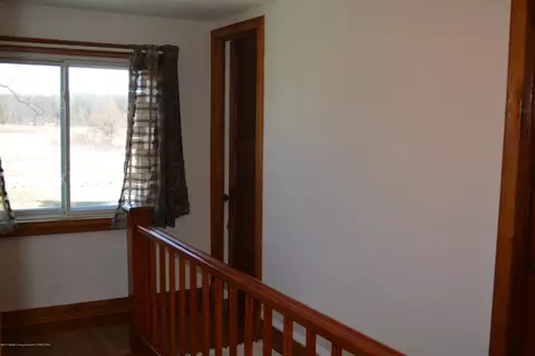 12325 Center Rd, Bath, MI 48808 photo 23