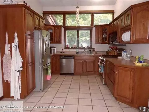 13601 S Grange Rd, Eagle, MI 48822 photo 2