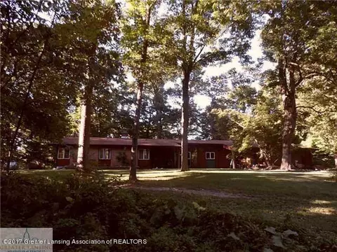 13601 S Grange Rd, Eagle, MI 48822 photo 1