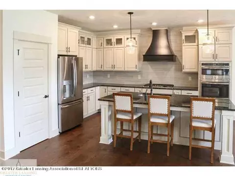2804 Carnoustie, Okemos, MI 48864 photo 6