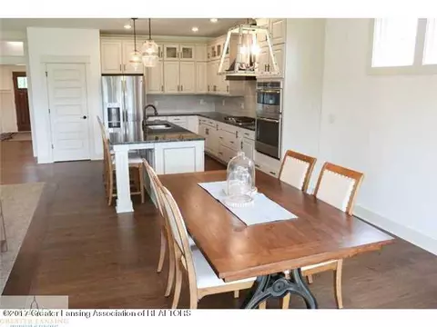 2804 Carnoustie, Okemos, MI 48864 photo 9