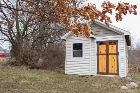 1043 Oakwood Dr, Dewitt, MI 48820 photo 23
