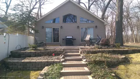 1695 Mack Ave, Haslett, MI 48840 photo 1