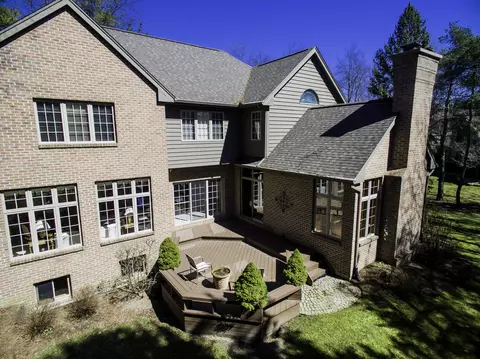 1843 Cimarron Dr, Okemos, MI 48864 photo 5