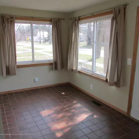 505 E Ash St, Mason, MI 48854 photo 14