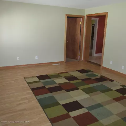 505 E Ash St, Mason, MI 48854 photo 10