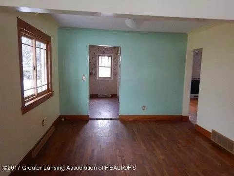 722 Robins, Lansing, MI 48917 photo 8