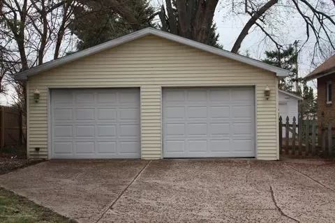722 Robins, Lansing, MI 48917 photo 21