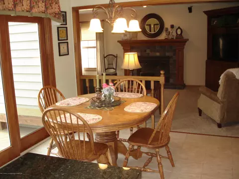 101 Spring Meadows Ln, Dewitt, MI 48820 photo 16