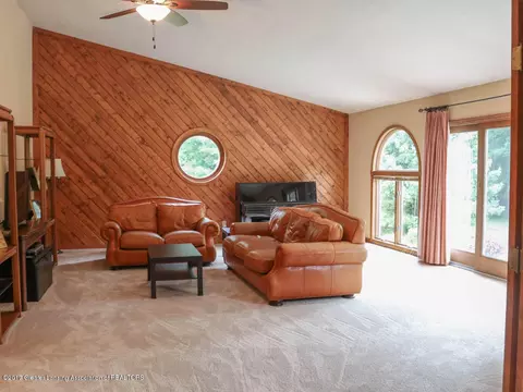 1381 Haslett Rd, Williamston, MI 48895 photo 4