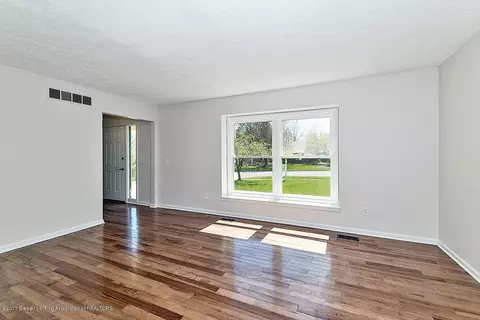 1274 Harbor Cut, Okemos, MI 48864 photo 2