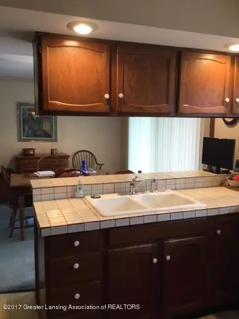 1140 Woodside Dr, Haslett, MI 48840 photo 12