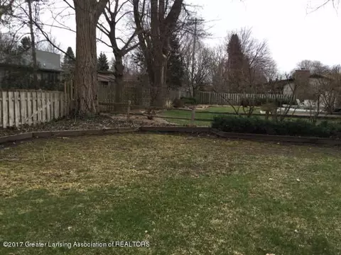 1140 Woodside Dr, Haslett, MI 48840 photo 6