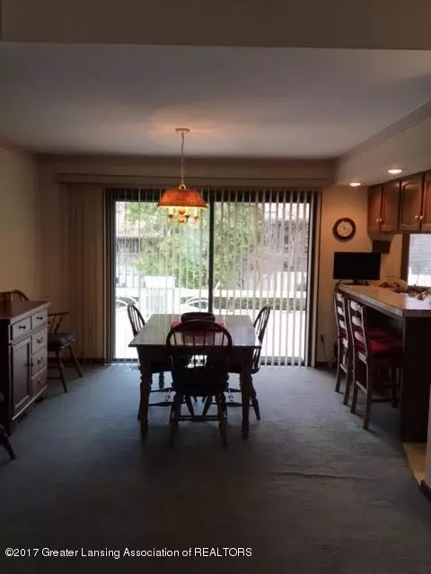 1140 Woodside Dr, Haslett, MI 48840 photo 10