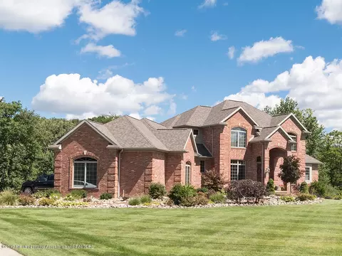 10849 Riverside Dr, Dimondale, MI 48821 photo 4