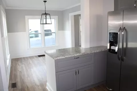 124 E Stoddard, Charlotte, MI 48813 photo 6