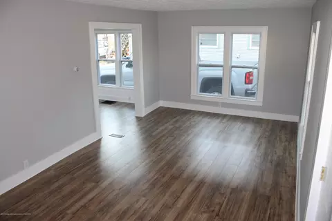 124 E Stoddard, Charlotte, MI 48813 photo 5