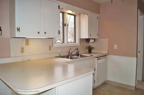 403 W Madison, Dewitt, MI 48820 photo 10