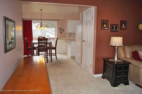 403 W Madison, Dewitt, MI 48820 photo 6