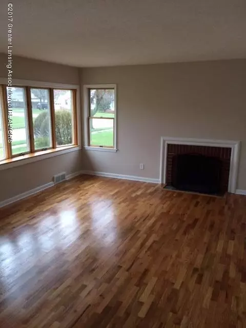 809 Andrus Ave, Lansing, MI 48917 photo 3