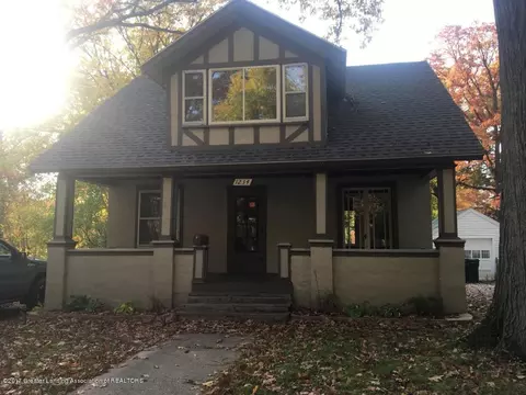1234 Dakin St, Lansing, MI 48912 photo 1