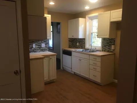 1234 Dakin St, Lansing, MI 48912 photo 8