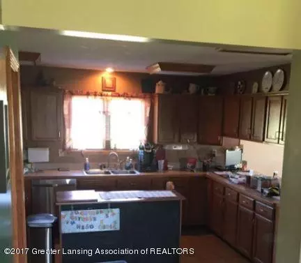 2032 Miller Hwy, Olivet, MI 49076 photo 8