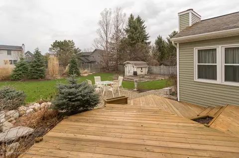 640 Canoga Ln, Haslett, MI 48840 photo 28