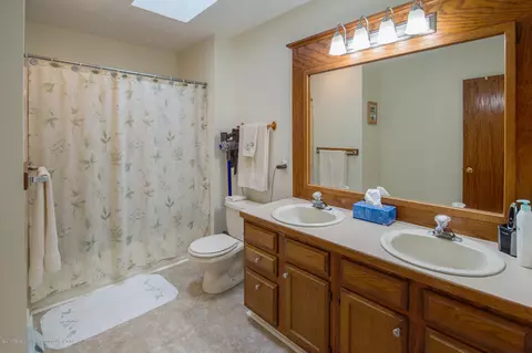 640 Canoga Ln, Haslett, MI 48840 photo 16