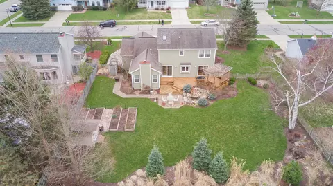 640 Canoga Ln, Haslett, MI 48840 photo 31