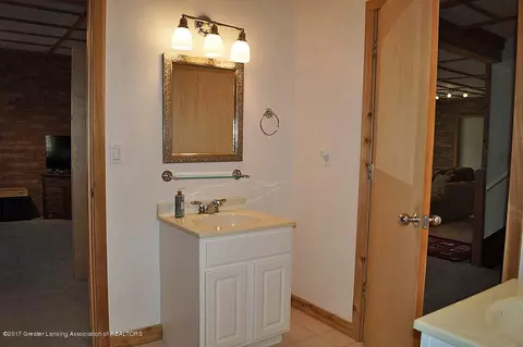 402 W Dill Dr, Dewitt, MI 48820 photo 33