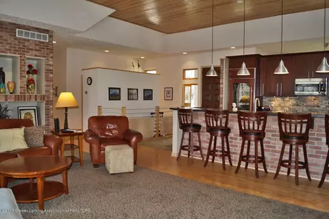 402 W Dill Dr, Dewitt, MI 48820 photo 13