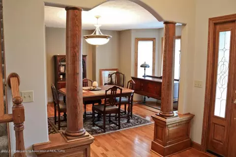 1311 Poppy Ln, Dewitt, MI 48820 photo 8