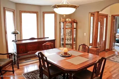 1311 Poppy Ln, Dewitt, MI 48820 photo 9