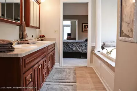 1311 Poppy Ln, Dewitt, MI 48820 photo 25