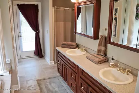 1311 Poppy Ln, Dewitt, MI 48820 photo 23