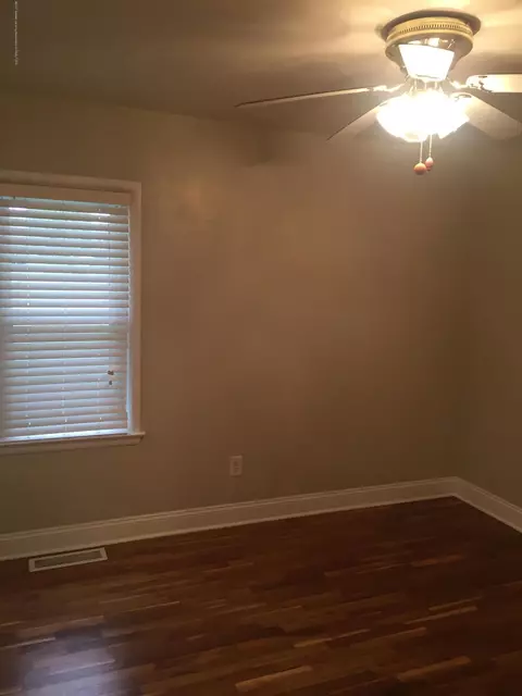 603 N N Brg, Dewitt, MI 48820 photo 10