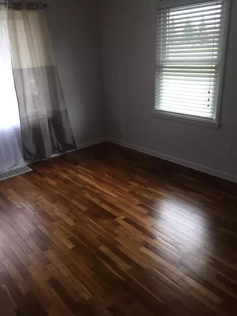 603 N N Brg, Dewitt, MI 48820 photo 6