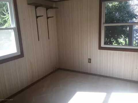 710 Birchwood St, Dewitt, MI 48820 photo 7