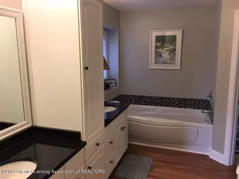 5337 Haversham, Haslett, MI 48840 photo 16